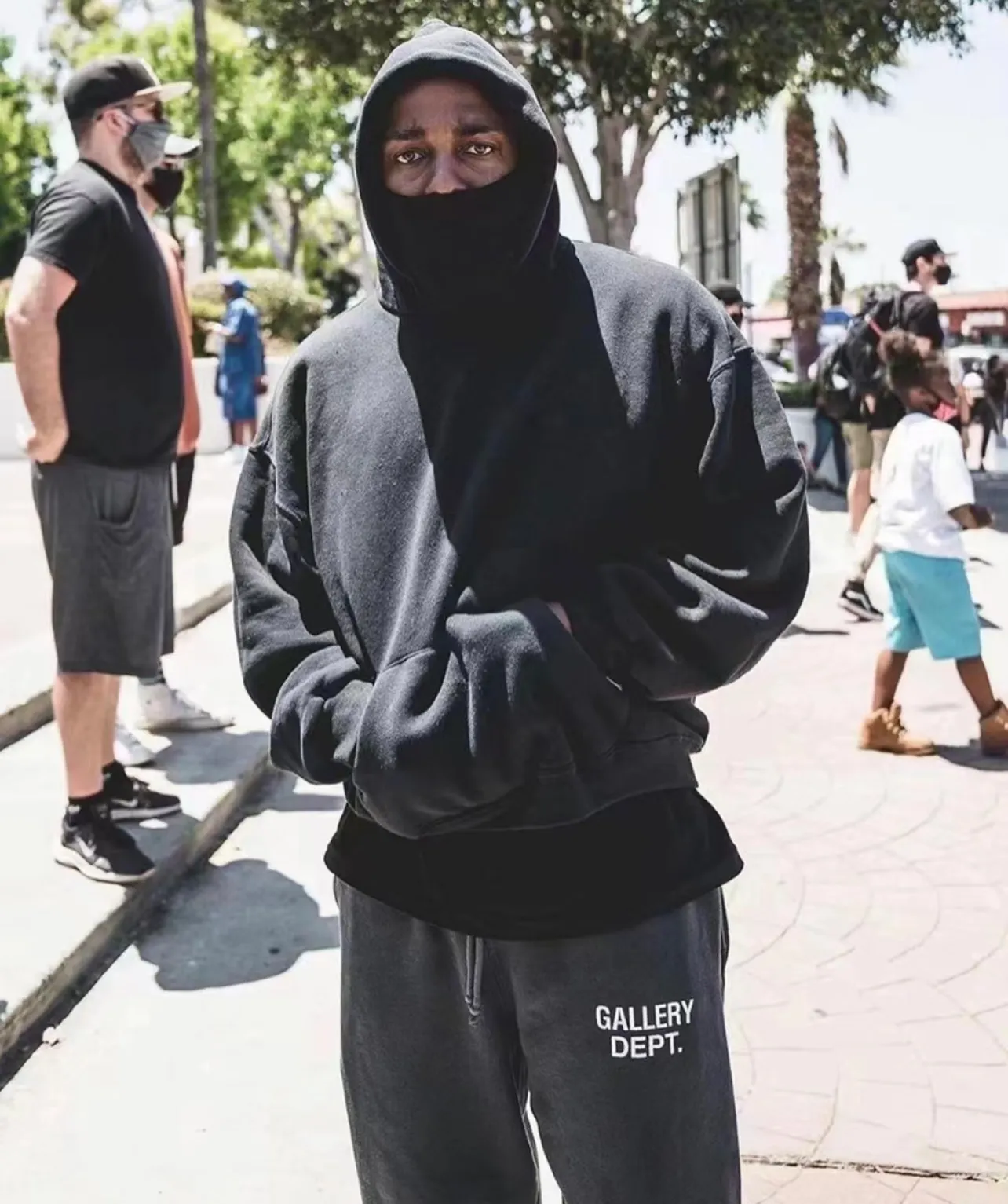 Gallery Dept. English Logo Sweat Pant English Basic Logo Sweat Pant Vintage Washed Trousers Washed Black S-XL ⚠️Note: The genuine product is not black and the color is navy blue. Don’t buy the wrong one!